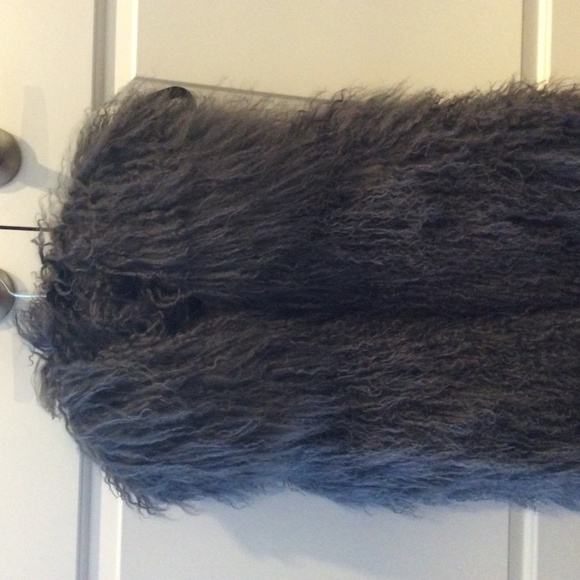 Mongolian fur vest - Picture 2 of 7